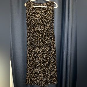 Midi sheer floral dress. Size Small